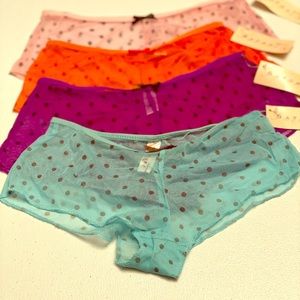 Boutique intimate wear size small 4 pack